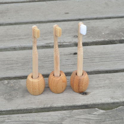 竹製歯ブラシホルダー｜コンパクト設計・ナチュラルデザイン・洗面用品・日用品